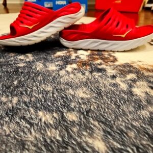 COPY - Hoka slides size 6 women's